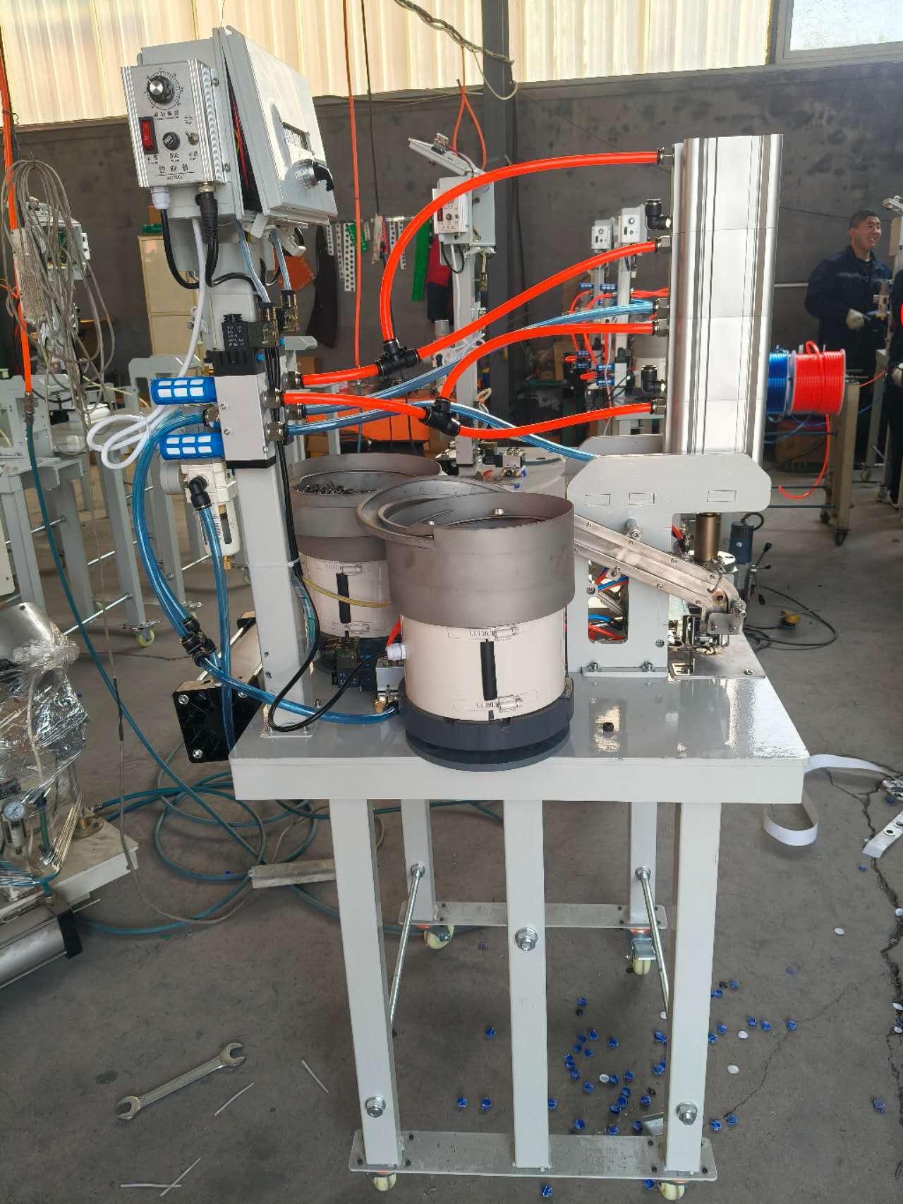 氣動四缸雙盤打扣機